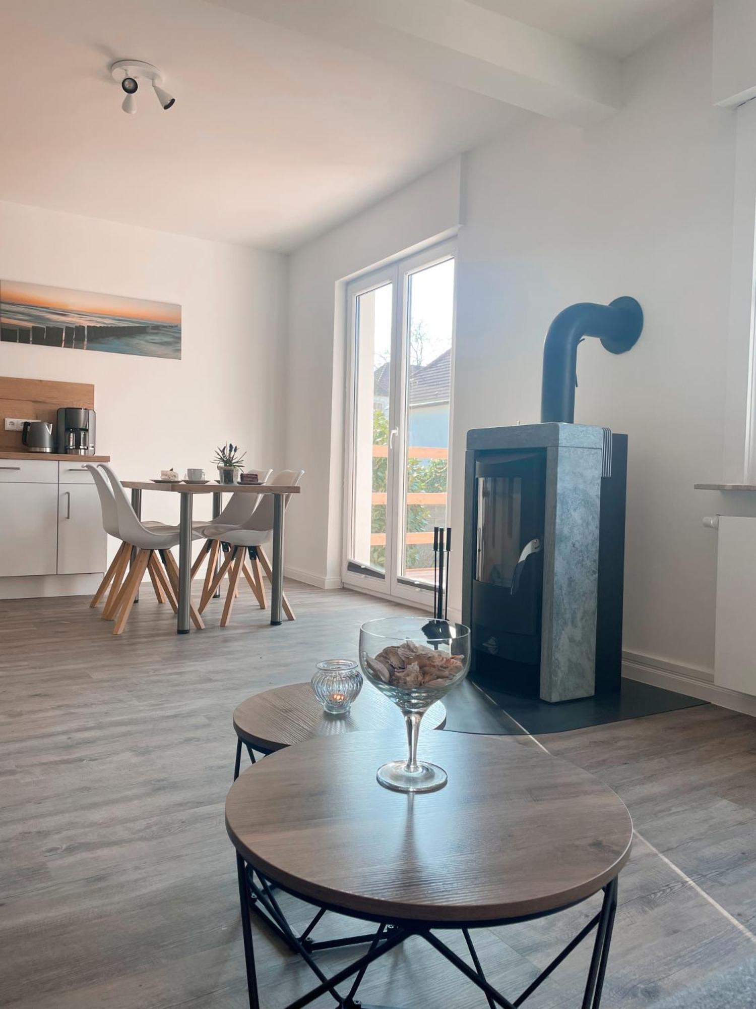 Haus Urvasi Leilighet Lübeck Eksteriør bilde
